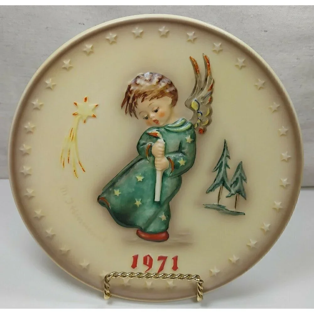 M J Hummel 1971 Hand Painted Porcelain First Edition 100 Years Angel Plate VTG